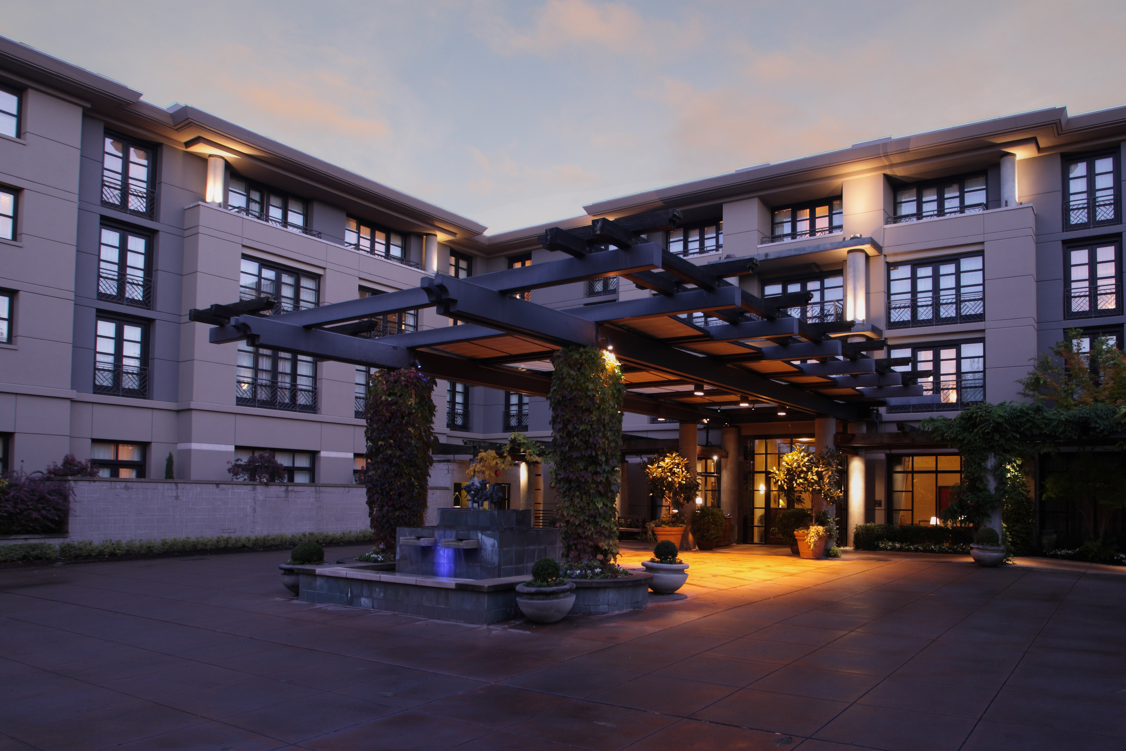 Hotel Bellevue Provides Full-Service Health Club and Spa Amenities Hotel Bellevue Provides Full-Service Health Club and Spa Amenities
