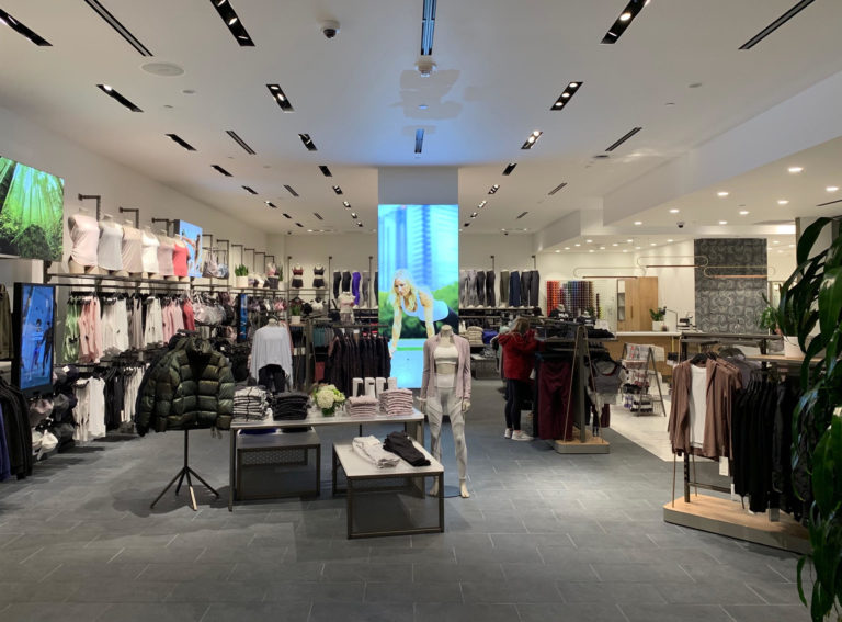 The new Lululemon boutique is now open - South Coast Plaza