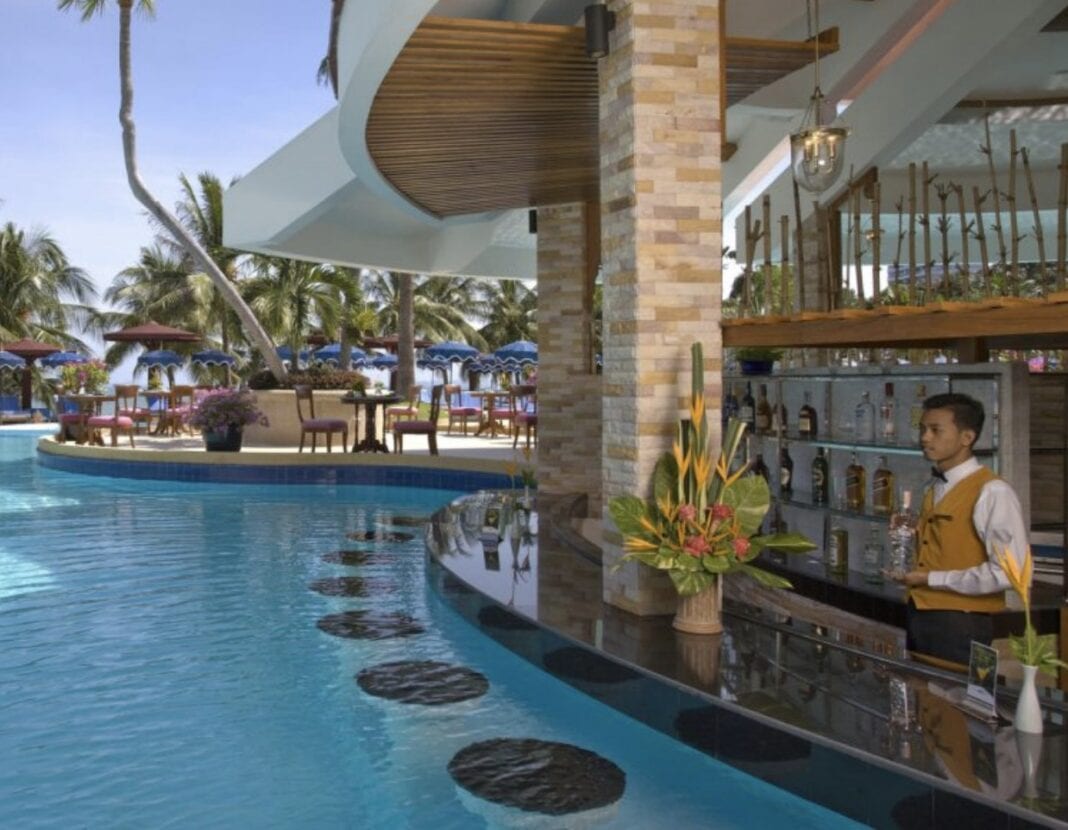 New Addition to Meydenbauer Beach Park Announced; Swim-Up Bar New Addition to Meydenbauer Beach Park Announced; Swim-Up Bar