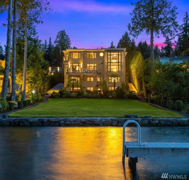 Home of the Month: Medina Modern on Fairweather Bay - Downtown Bellevue ...