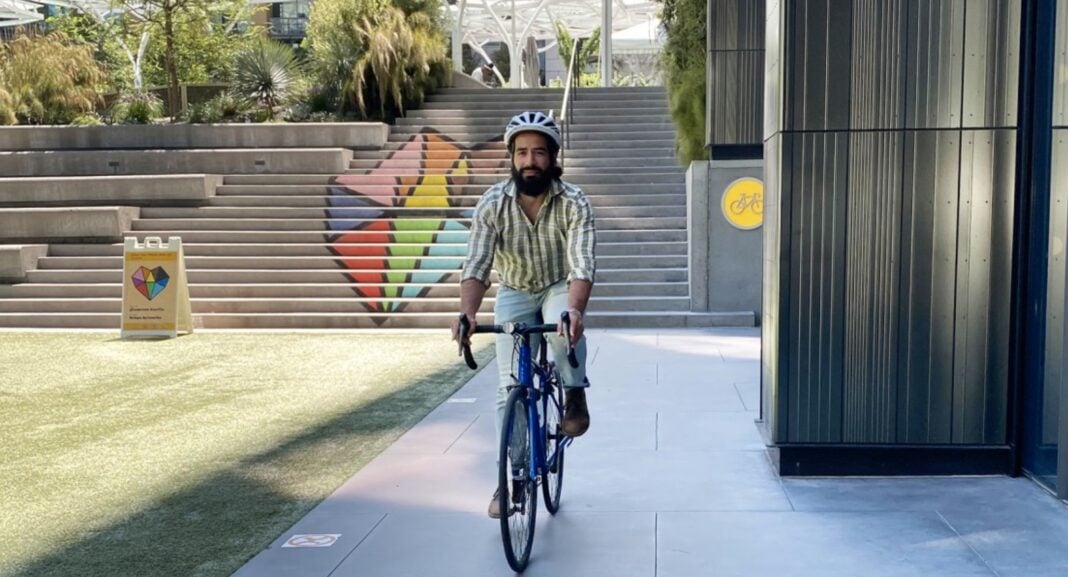 Amazon Employees in Bellevue Offered Bike-to-Work Benefits Amazon Bellevue Bike-to-Work Benefits