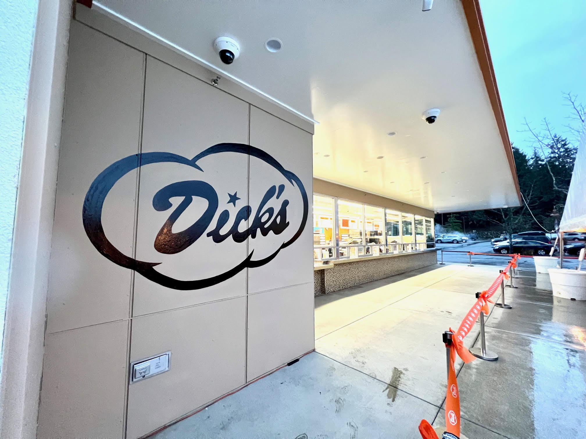 Dick's Drive-In Location in Bellevue