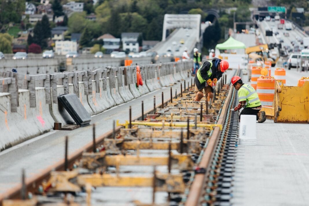 New Delay to Sound Transit’s Light Rail after Issue Found on Floating Bridge I-90 Floating Bridge