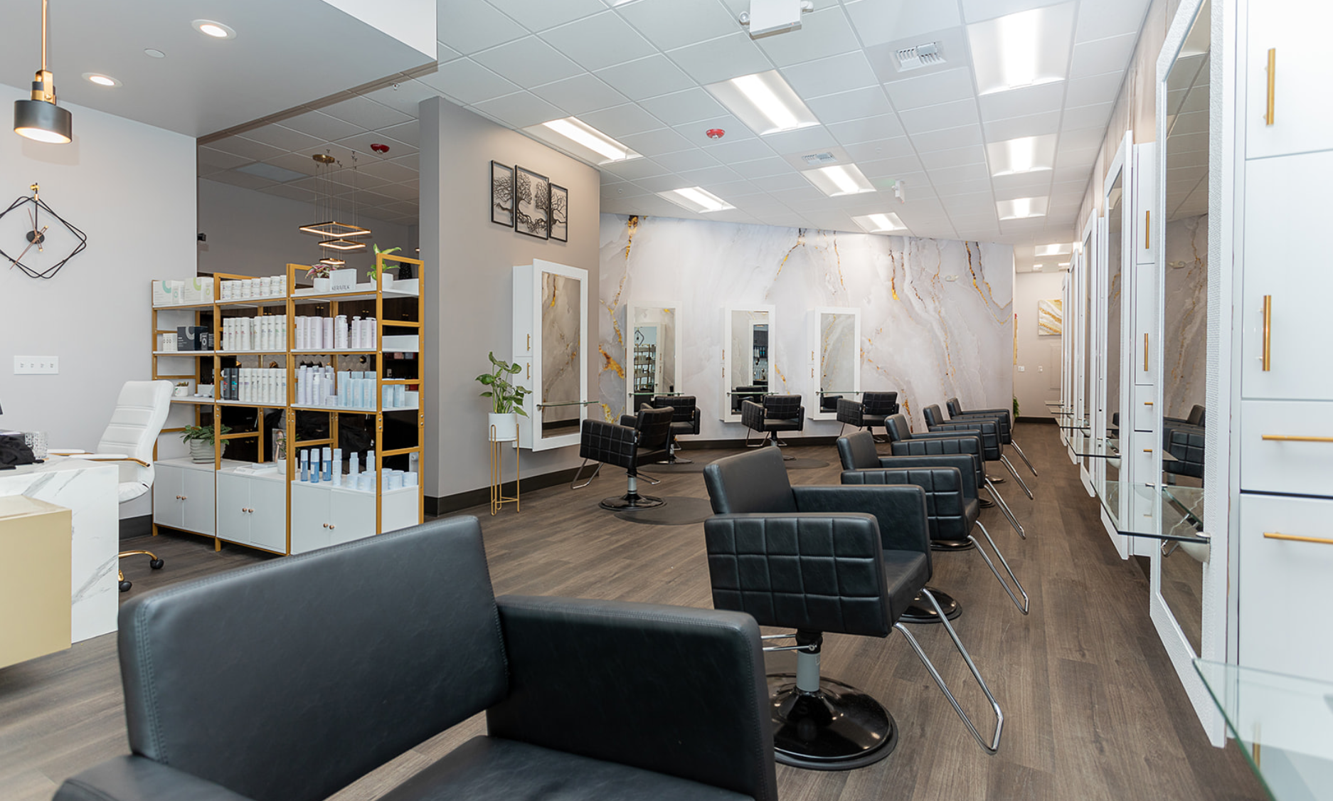 Square Roots Salon