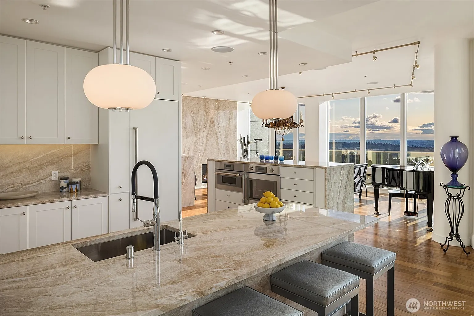 Penthouse Unit #4202, Listed by: Tere Foster, COMPASS, Moya Skillman, COMPASS