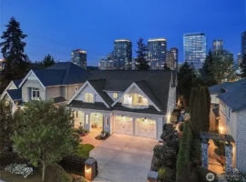 726 99th Ave NE in Lochleven neighborhood