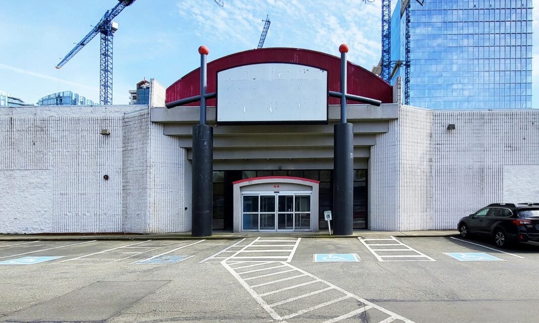 Downtown Bellevue to Welcome First Dedicated Pickleball Facility This Fall Colliers Photo of 44 Bellevue Way