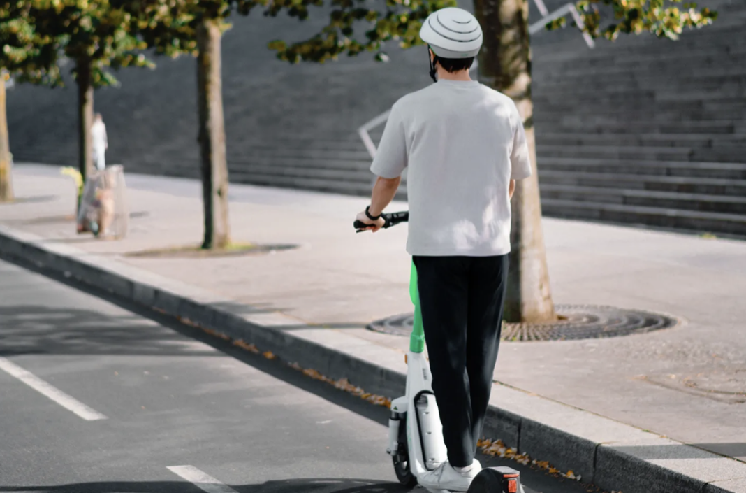 Lime Scooters, E-Bikes and Seated Gliders Launch in Bellevue August 10 Lime Bikes and Scooters